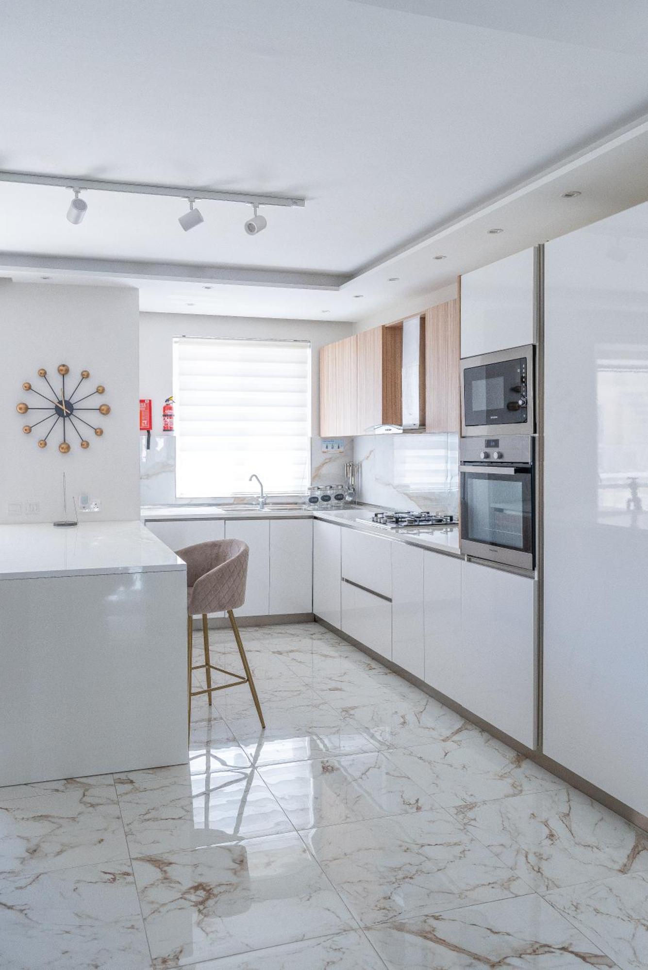 Modern & Luxurious Apartment - Prime Location St. Paul's Bay Exteriör bild